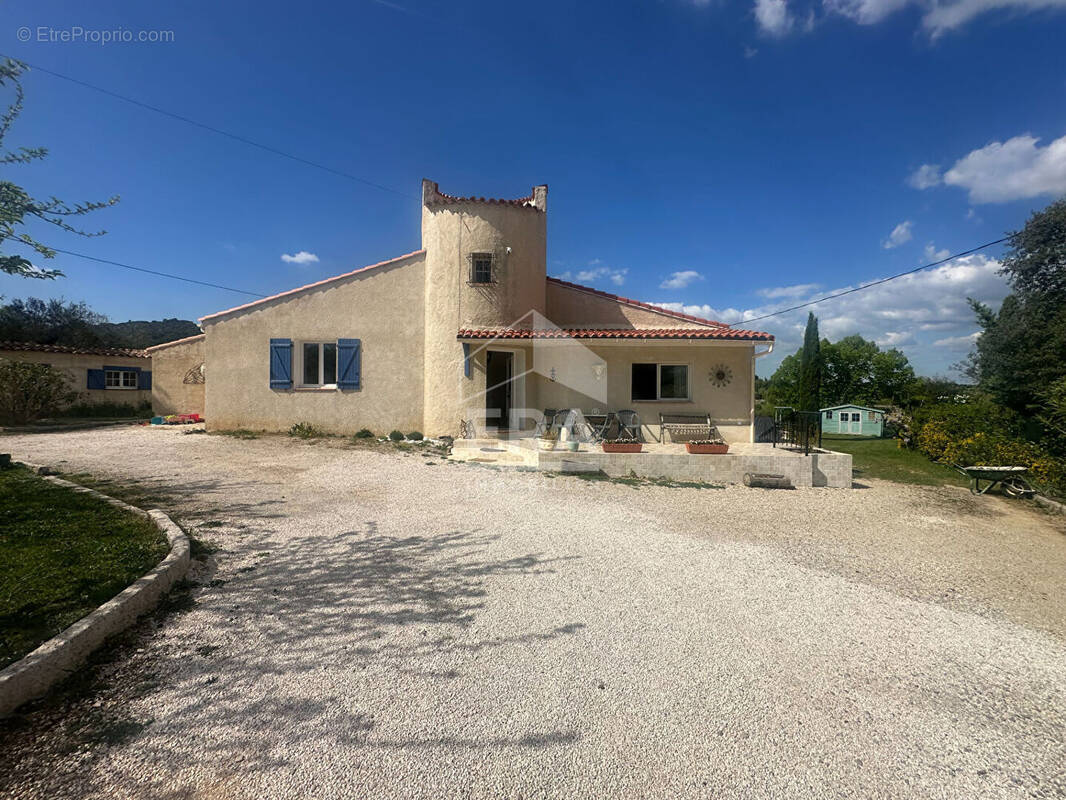 Maison à SAINT-MAXIMIN-LA-SAINTE-BAUME