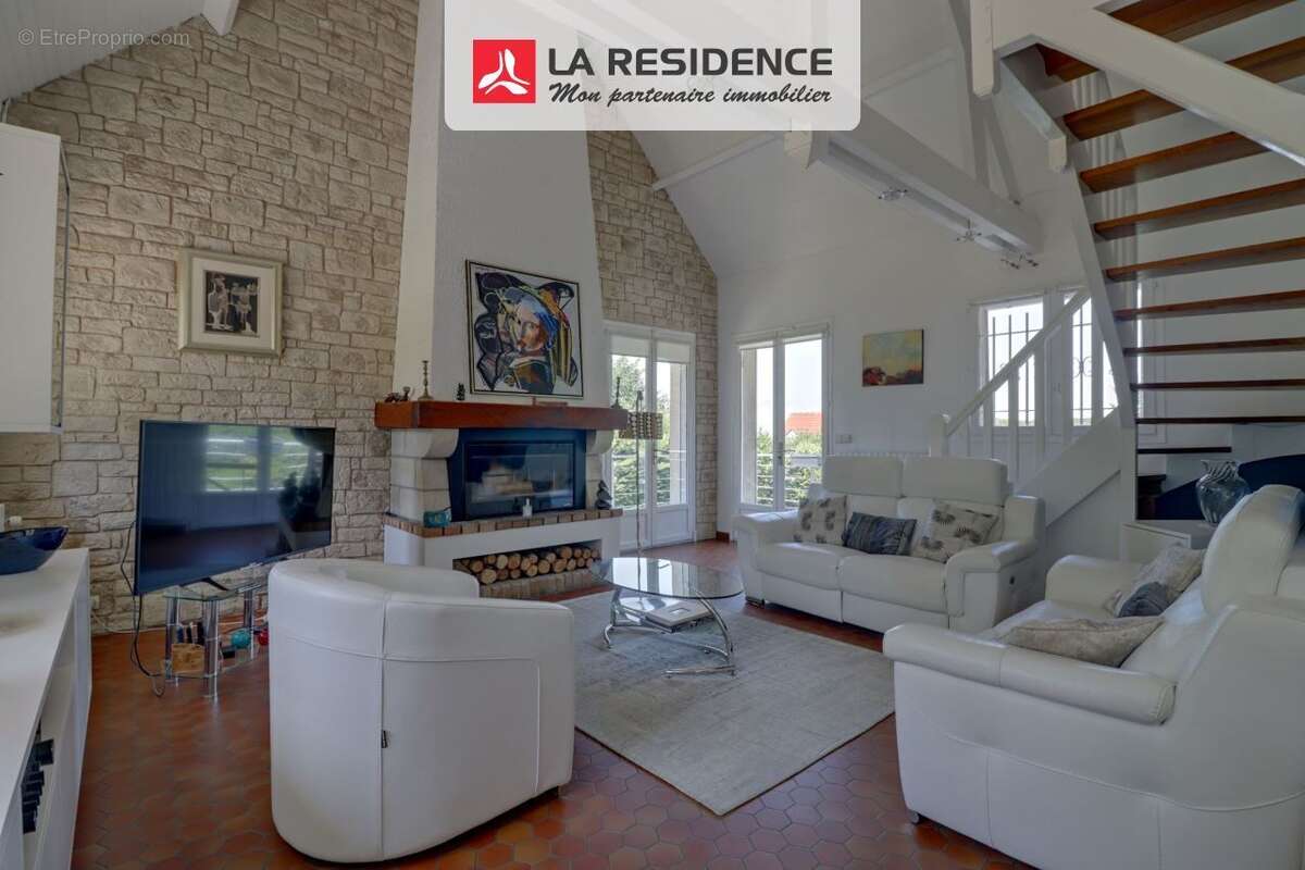 Maison 174 m² à Bazemont  - photo 3