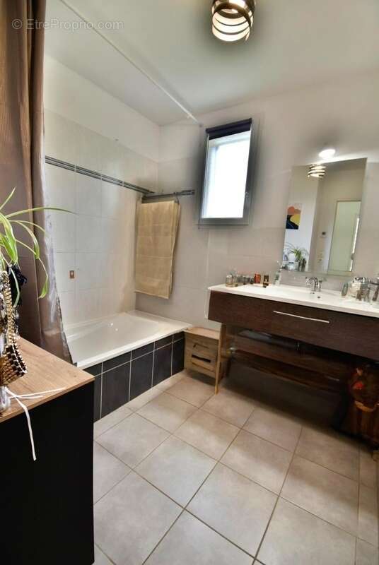 Maison à LIGNAN-DE-BORDEAUX