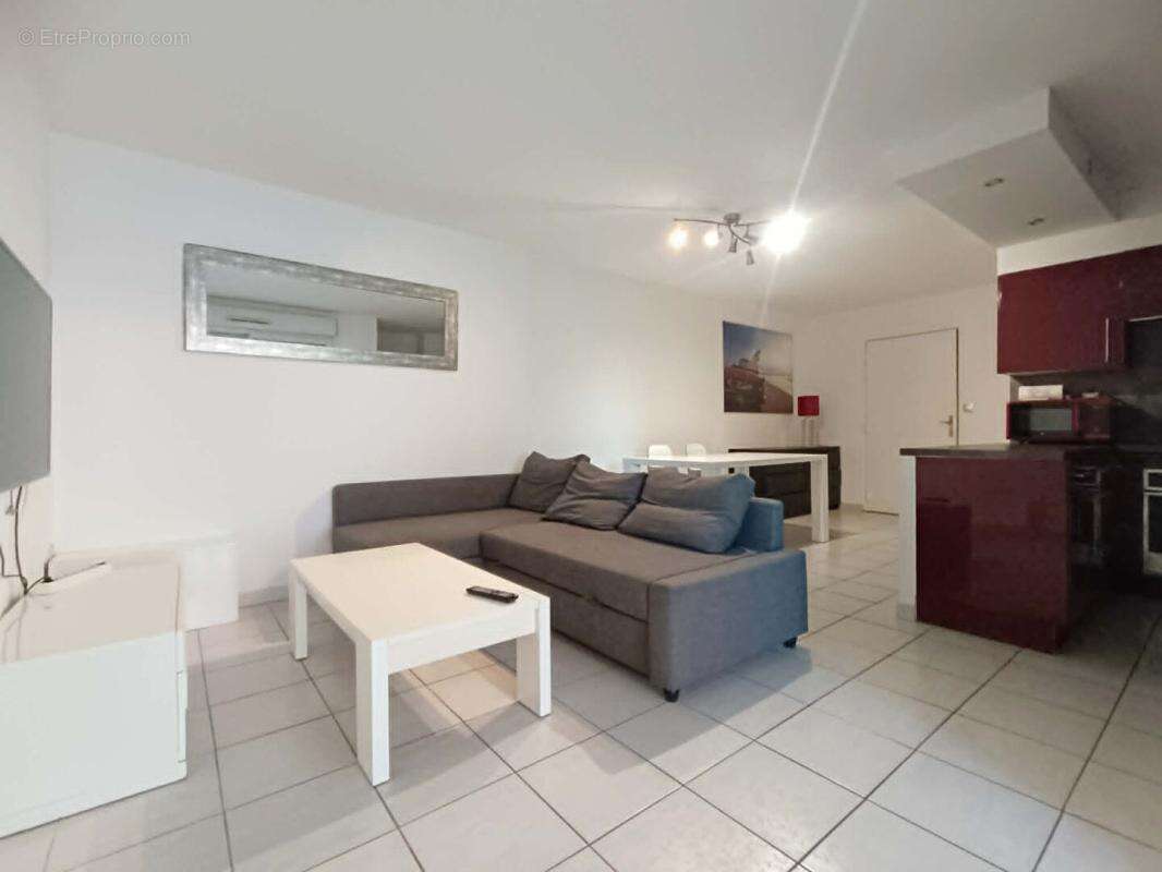 Appartement Istres Avec TERRASSE  et Place de Parking - photo 9