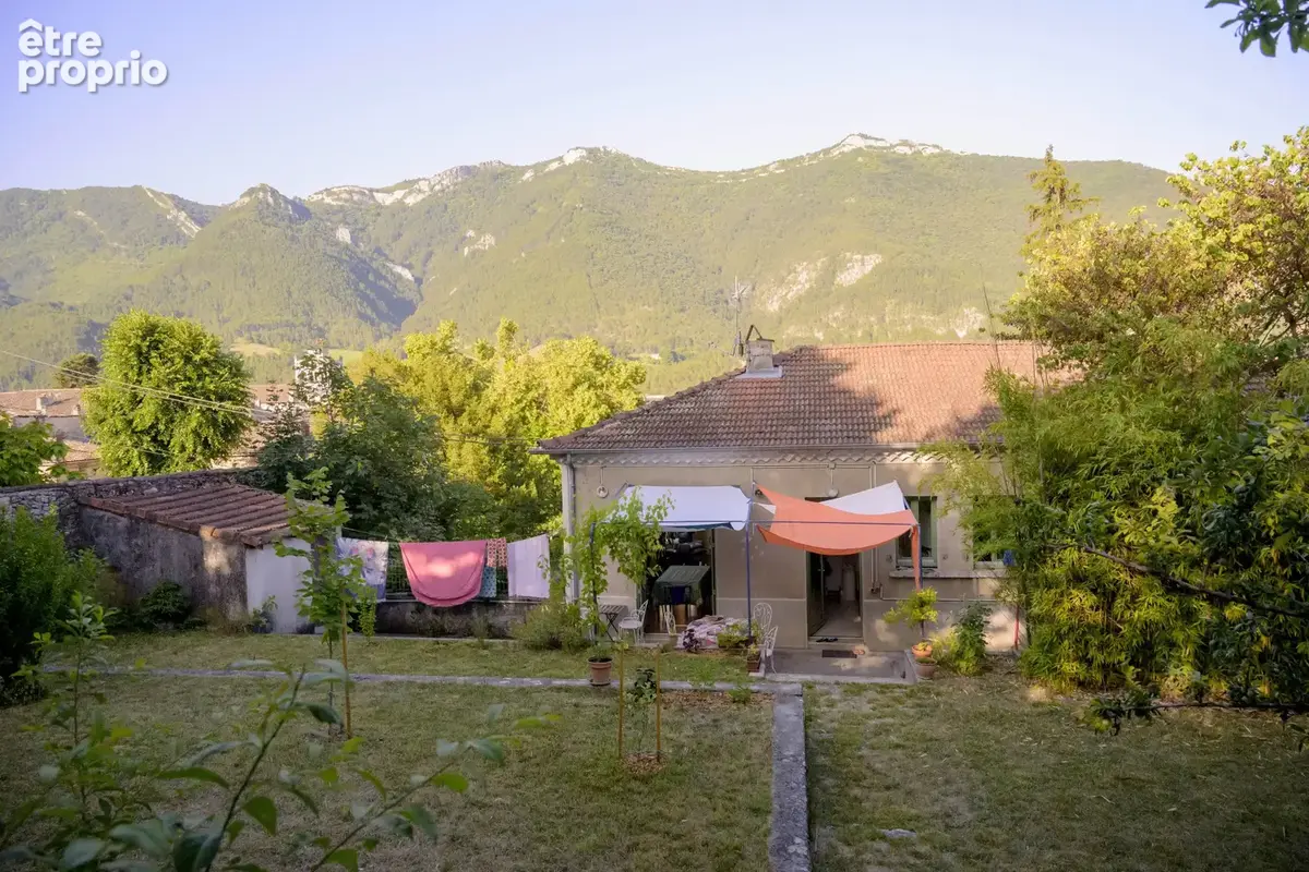 Maison de caractère au cœur de Die avec jardin, garage et appartement indépendant - photo 8