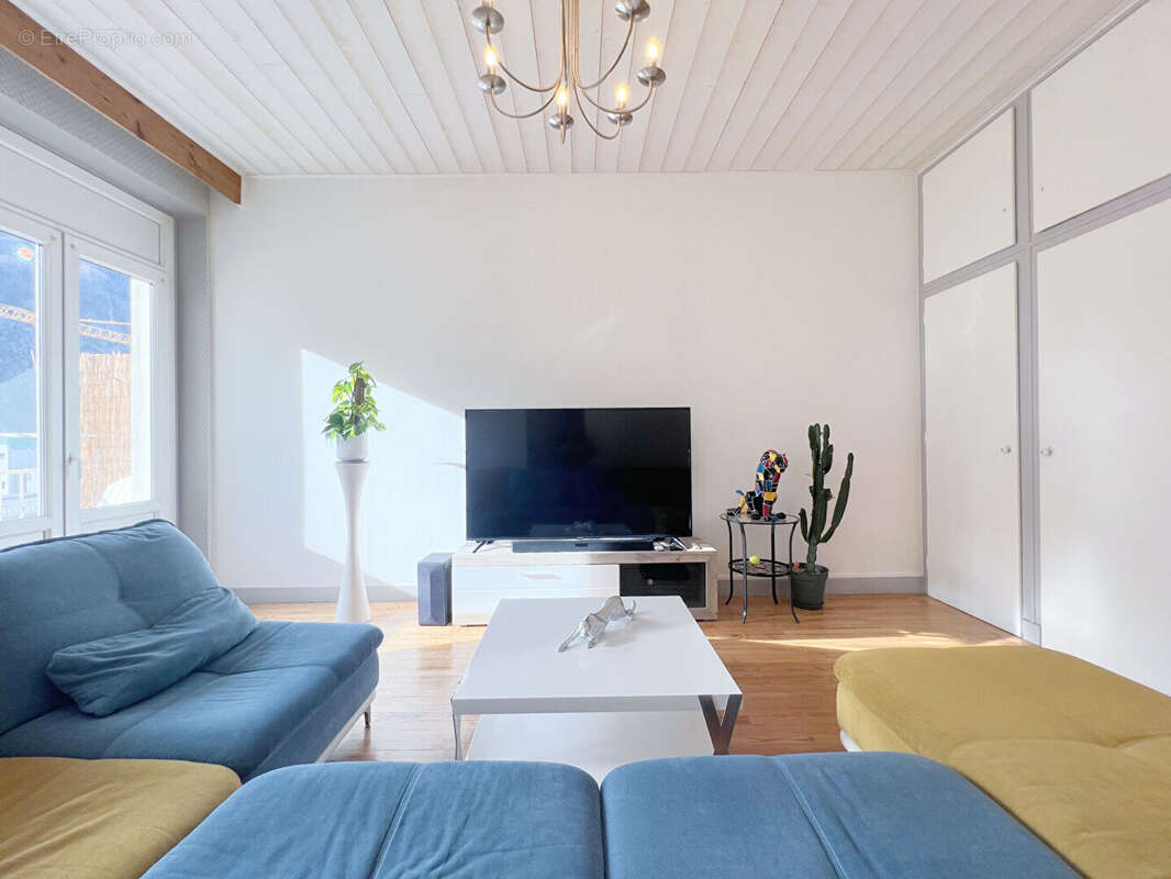 Appartement à CLUSES