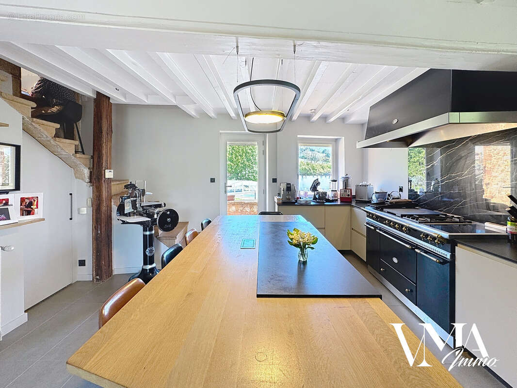 Maison à CHAZAY-D'AZERGUES