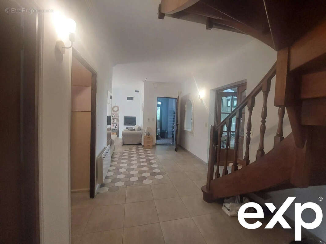 Maison à BOISSET-ET-GAUJAC