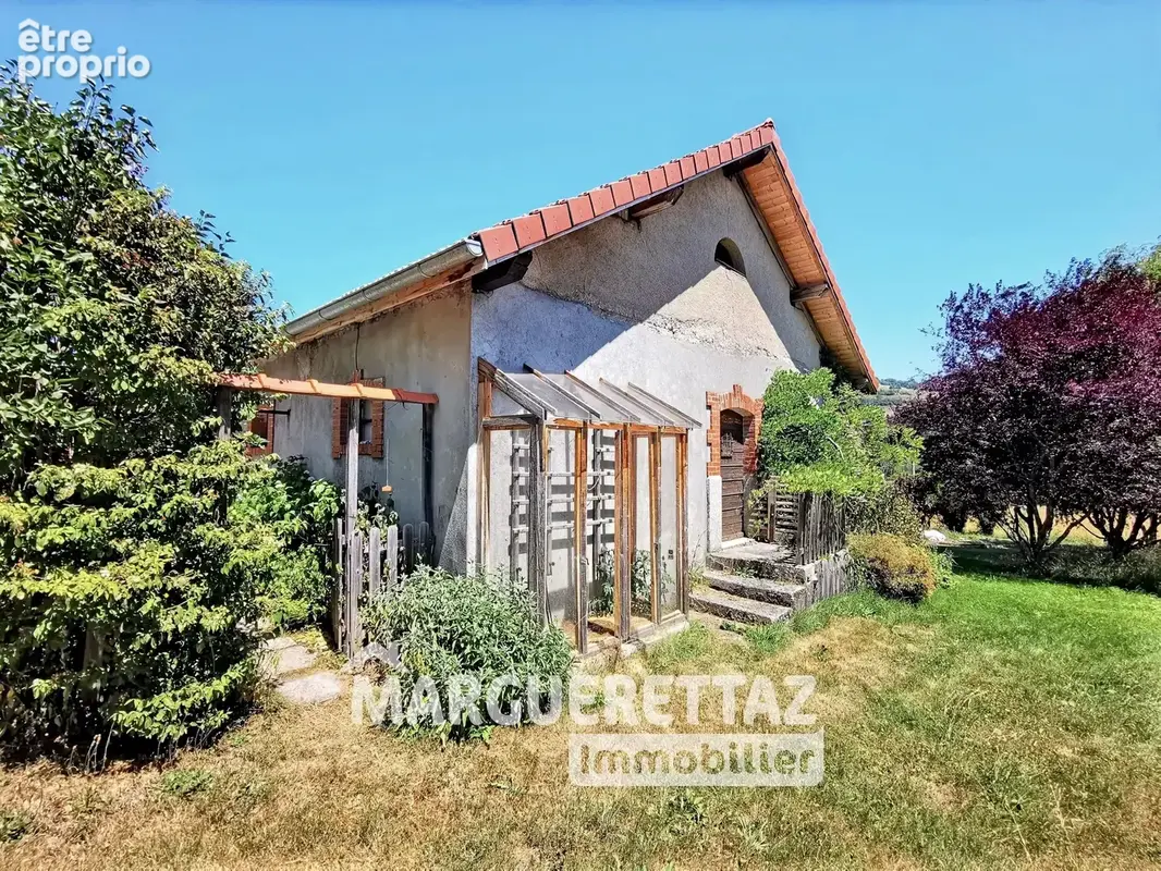 Ancienne fruitière d'exception - intégralement rénovée - 150 m² habitables - 4 chambres - vaste dépendance - terrain plat constr - photo 23