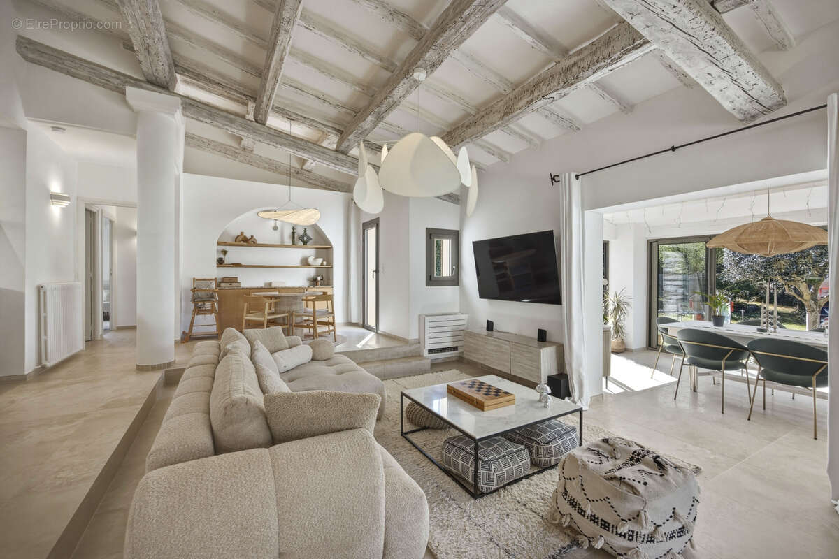 Maison à LA COLLE-SUR-LOUP