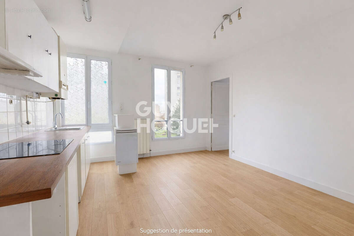 Appartement à AUBERVILLIERS