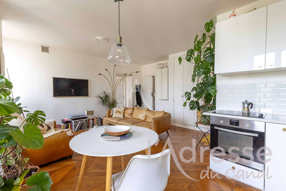 Appartement à PARIS-10E