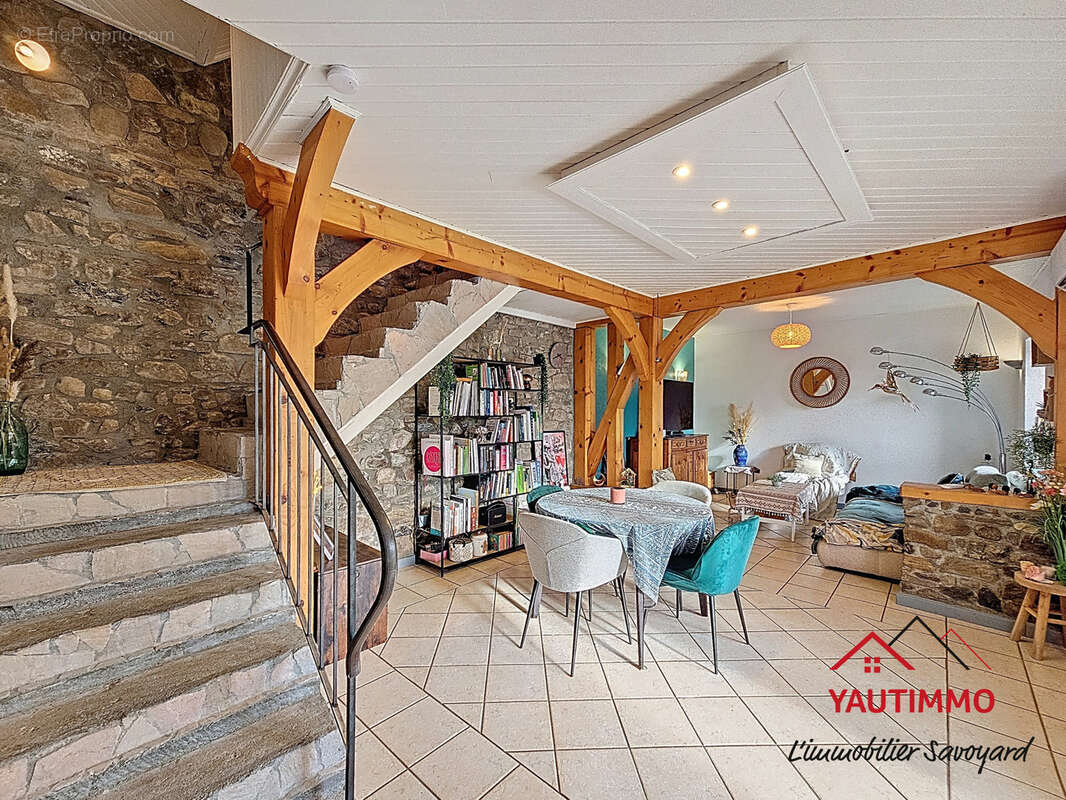 Appartement avec jardin, terrasse et annexe   Jusqu’à 4 chambres   Fillinges (74250)   Haute-Savoie - photo 5