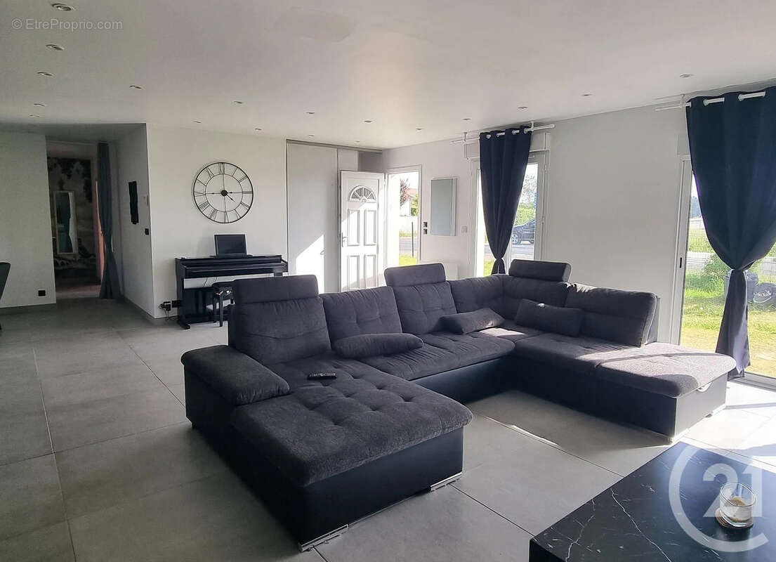 Maison 110 m² à Cosne-Cours-Sur-Loire  - photo 3