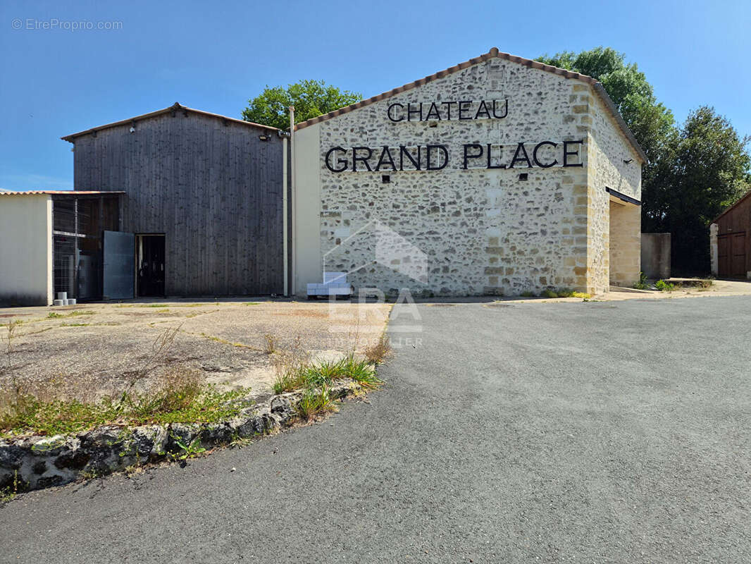 Autre à MINZAC
