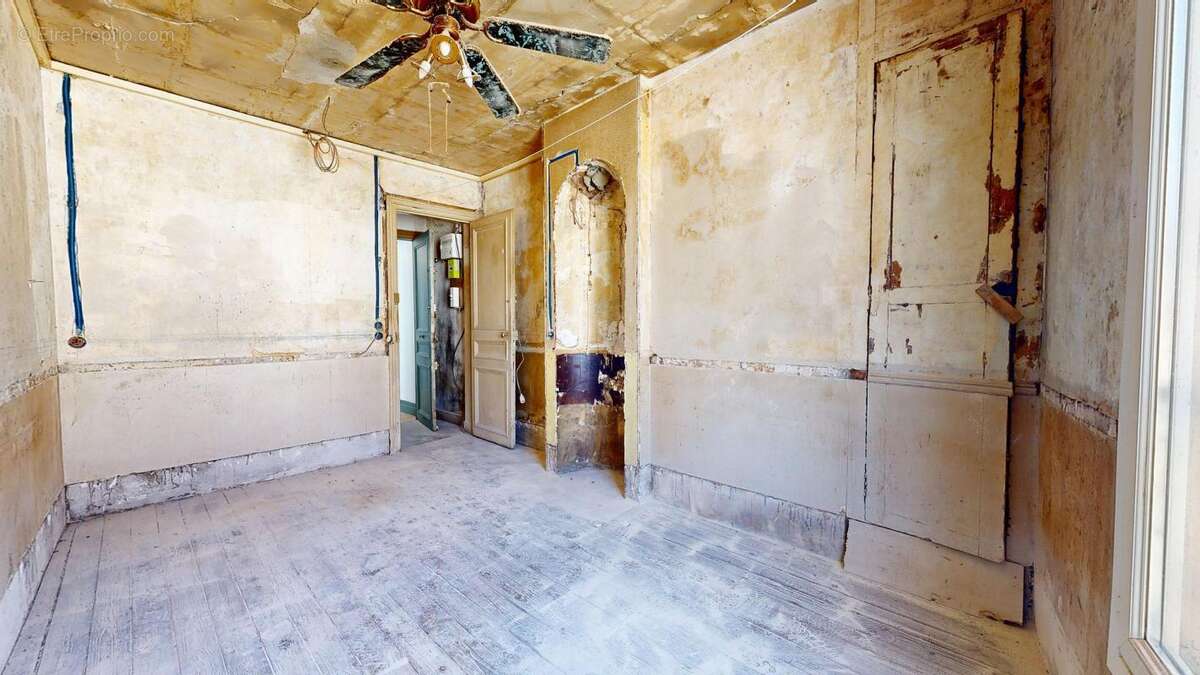 Appartement à PARIS-18E