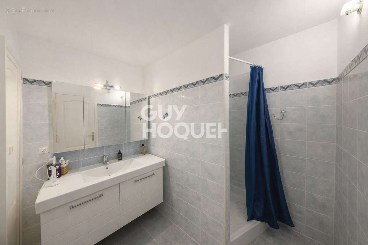 Maison à SAINT-CYPRIEN