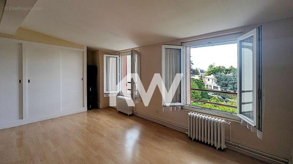 Maison à SAINT-GRATIEN