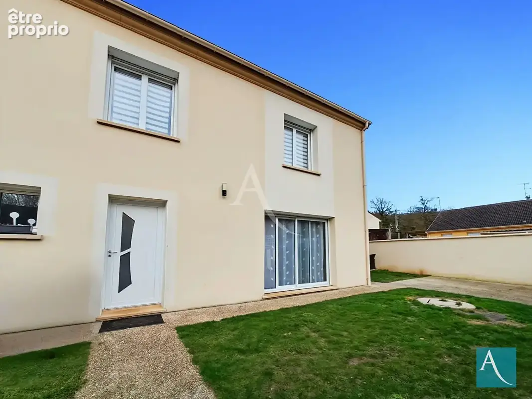 Photo Maison à Morigny-Champigny au prix de 303 800€
