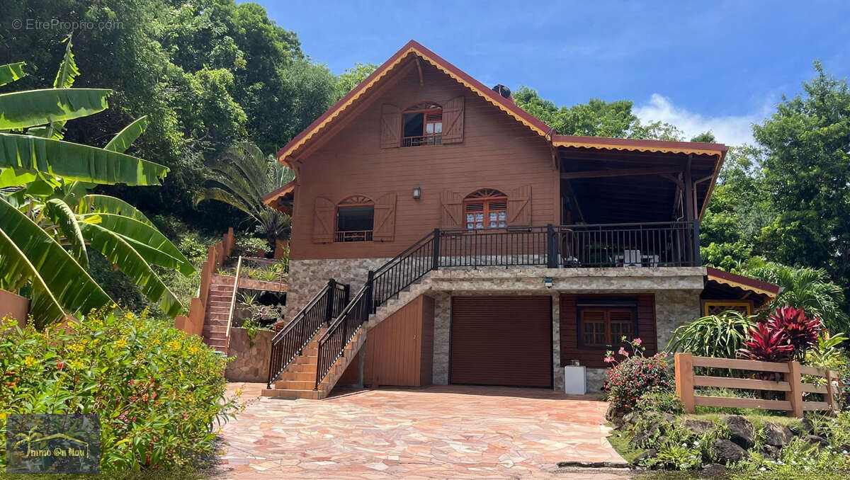 Maison à VIEUX-FORT