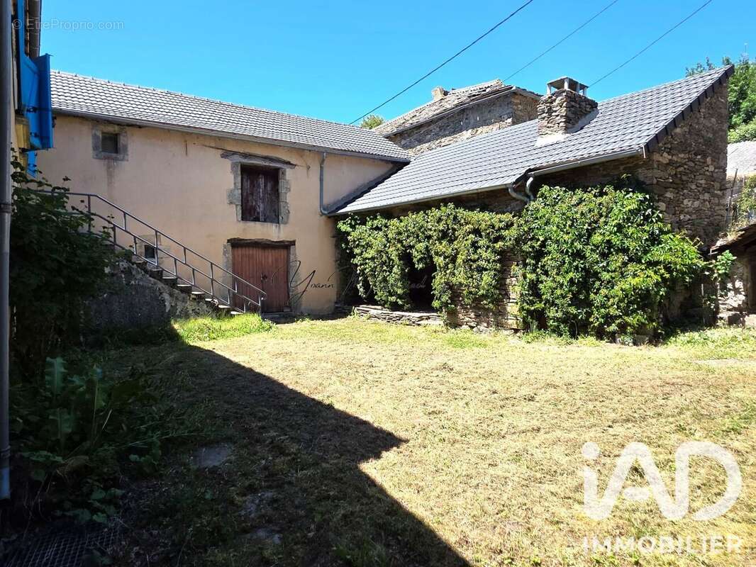 Maison 91 m² à Alrance  - photo 4