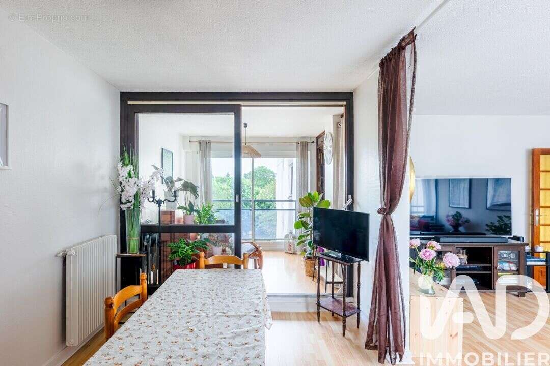 Photo 3 - Appartement à CONFLANS-SAINTE-HONORINE