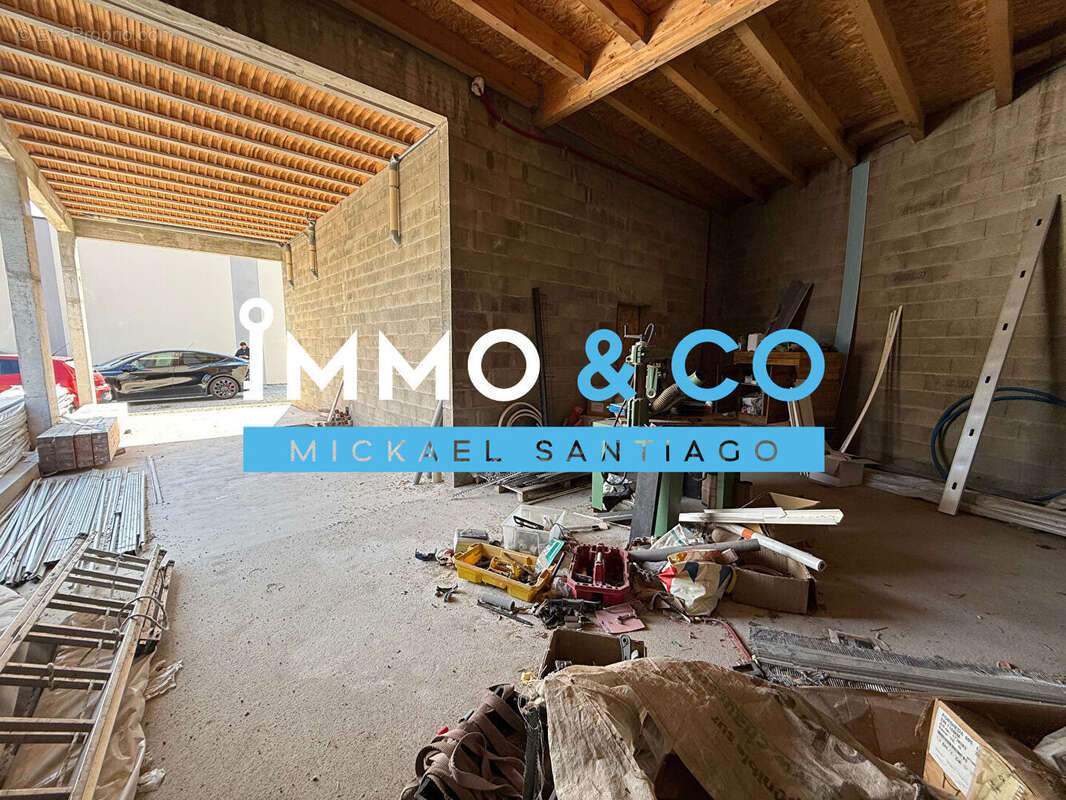 Commerce à LIVRON-SUR-DROME