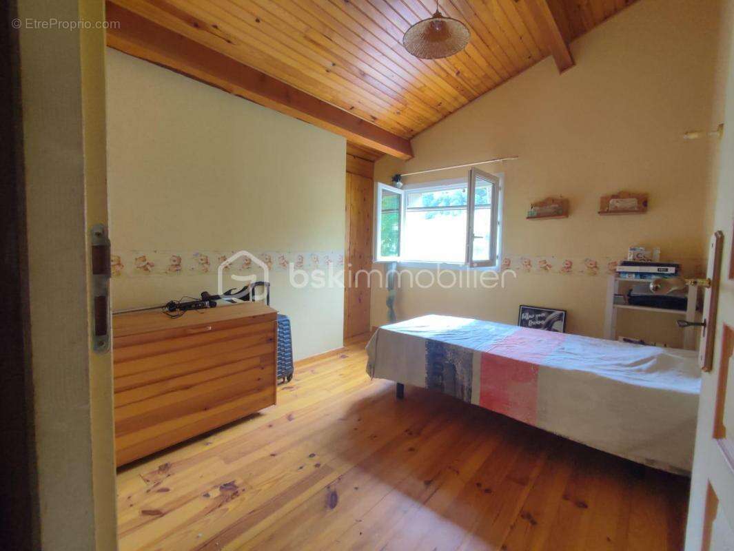 Maison à SAINT-GAUZENS