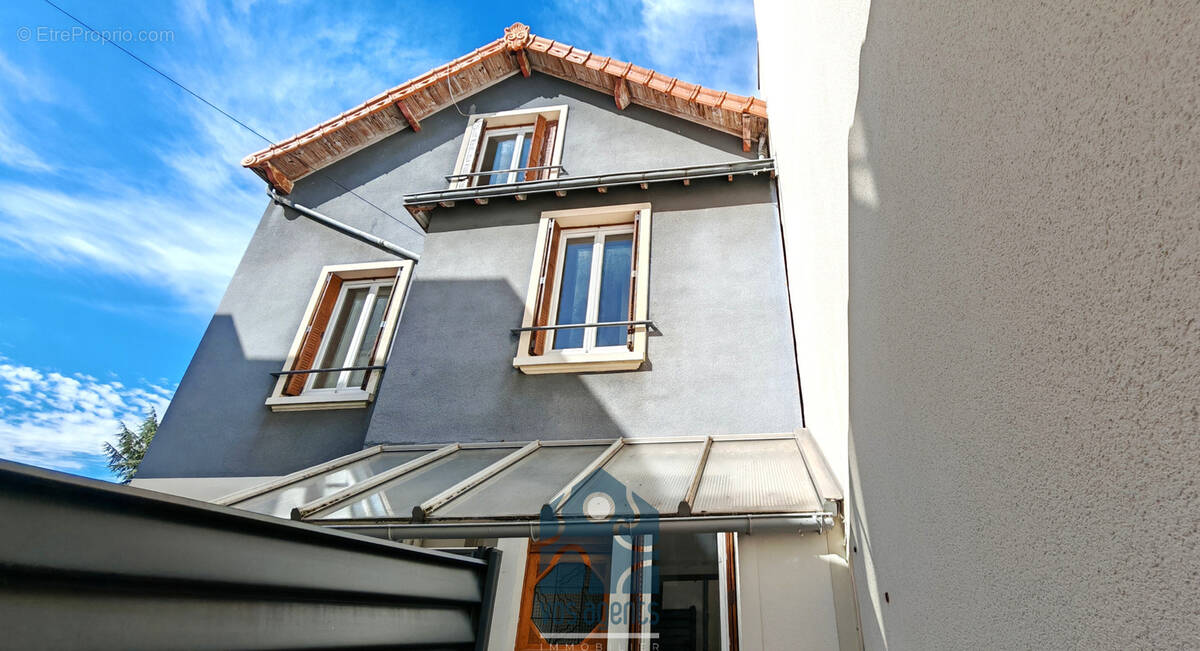 Maison à CLERMONT-FERRAND