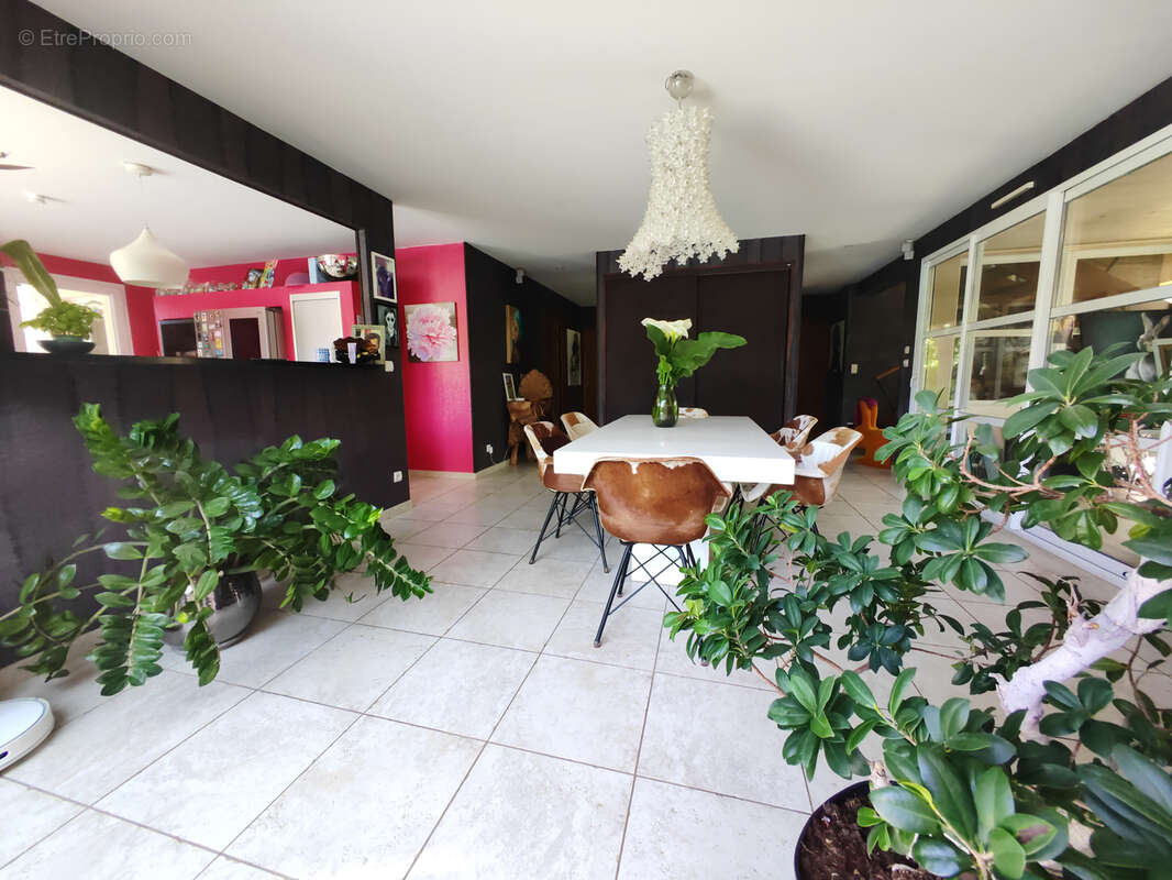 Maison à GANNAT