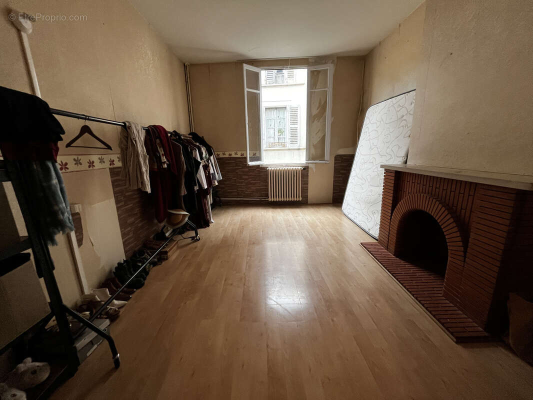 Maison à VILLEFRANCHE-DE-ROUERGUE