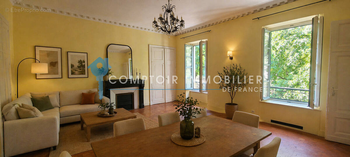 Appartement à NIMES