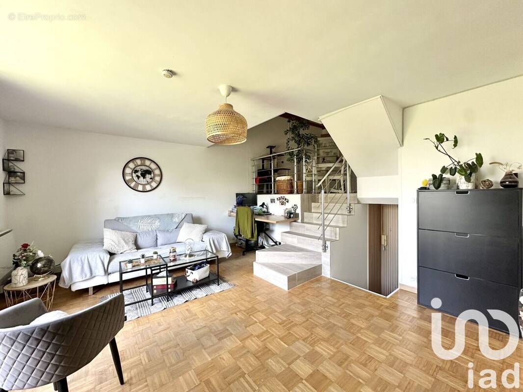 Photo 1 - Appartement à SAVIGNY-LE-TEMPLE