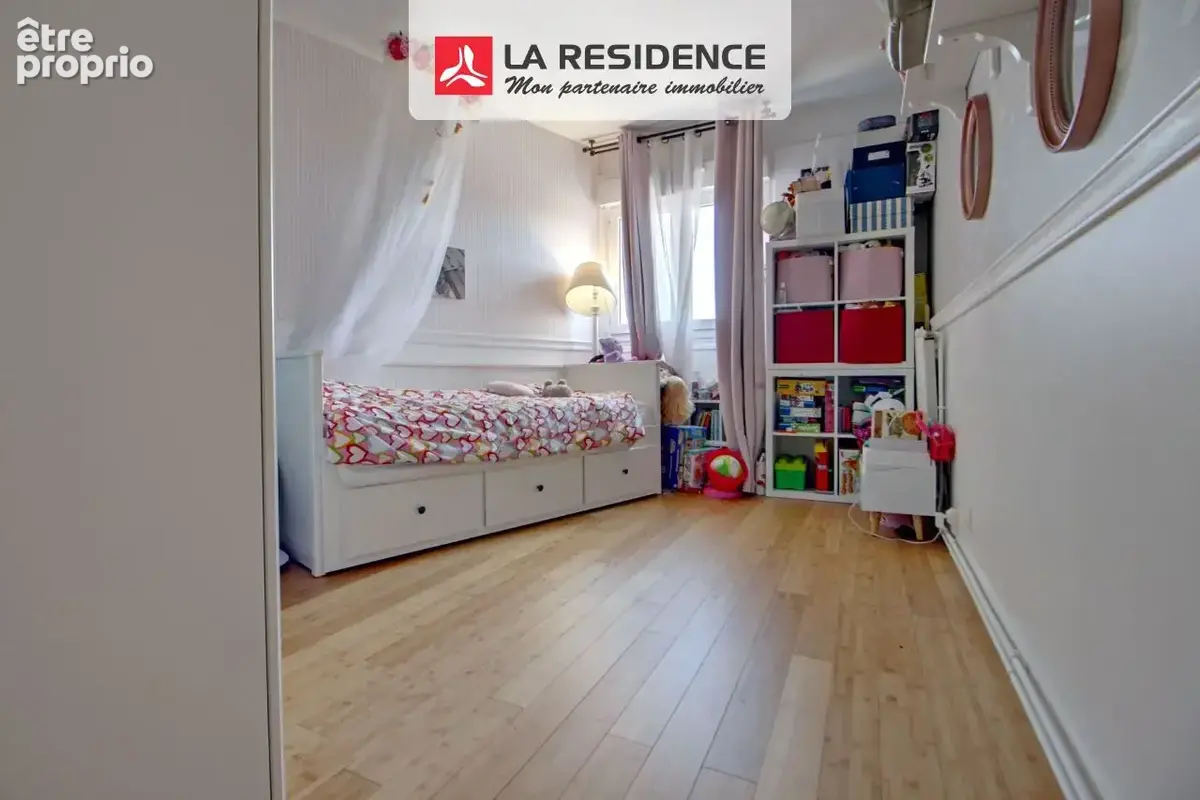 Appartement 4 pièces 93 m² à vendre à Fontenay-Le-Fleury (78330) - photo 6