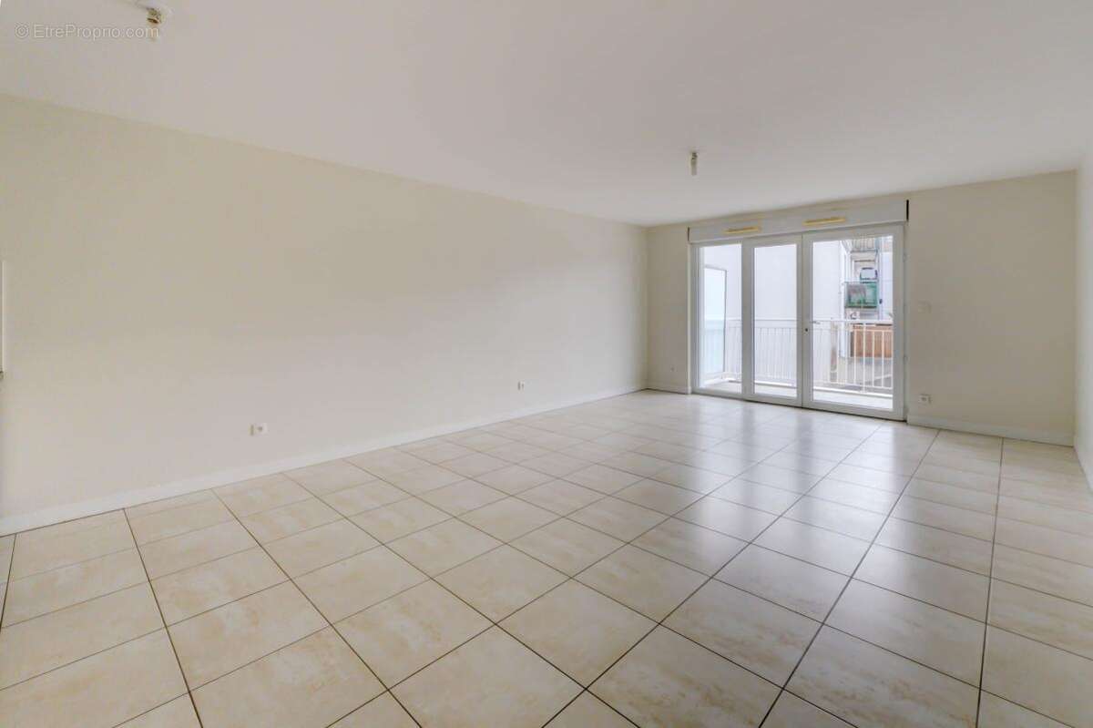 Appartement à BASSE-GOULAINE