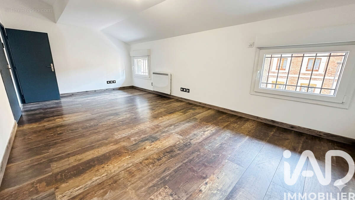 Photo 3 - Appartement à SURY-LE-COMTAL