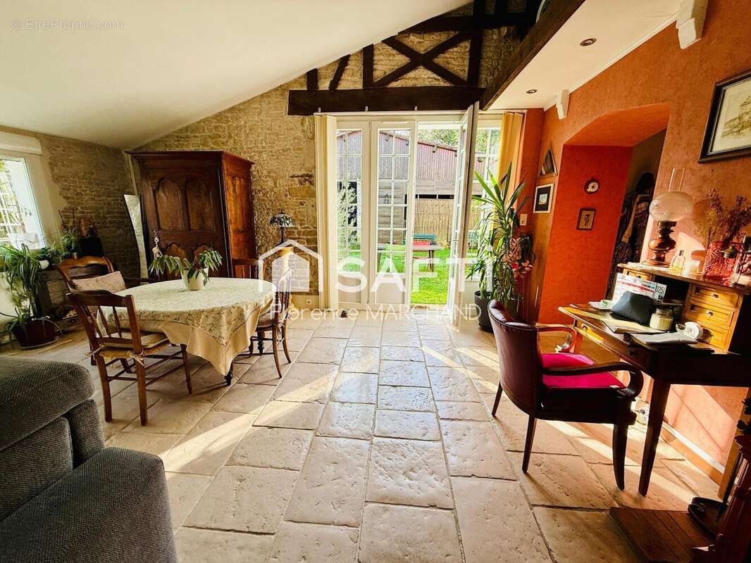 Photo 2 - Maison à BENON