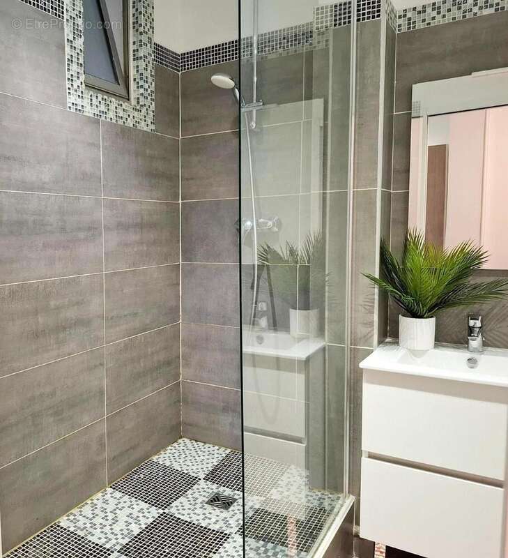   - Appartement à NICE