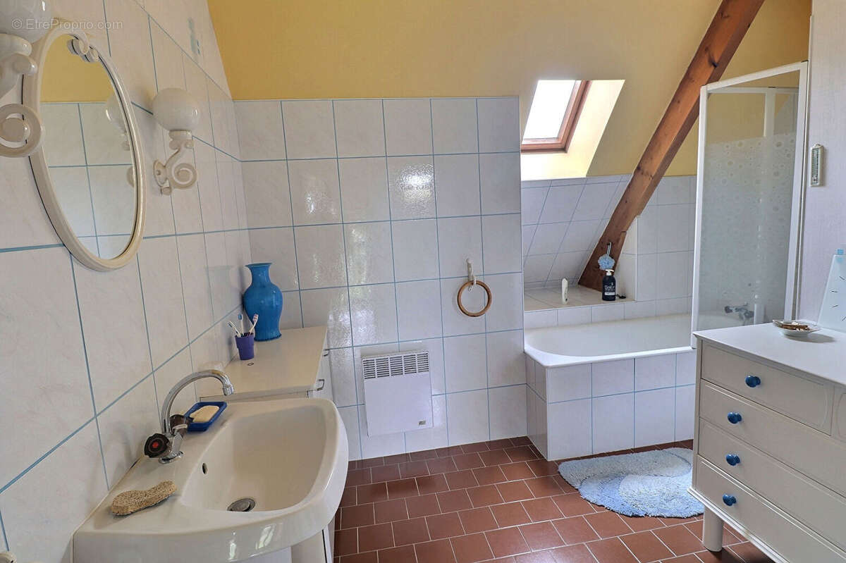 Maison à SAINT-LAMBERT-LA-POTHERIE