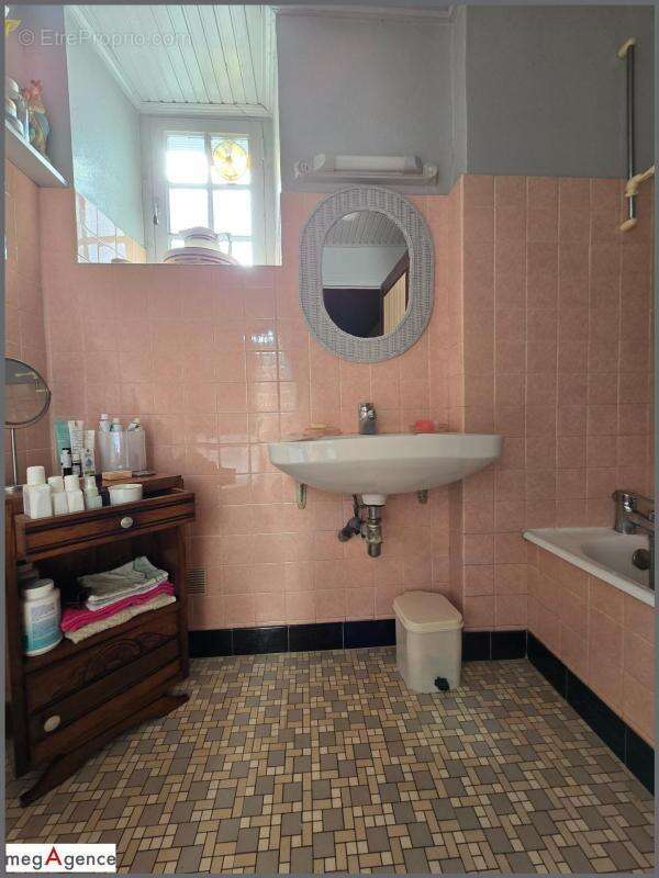 Maison à SAINT-AUBIN-DU-CORMIER