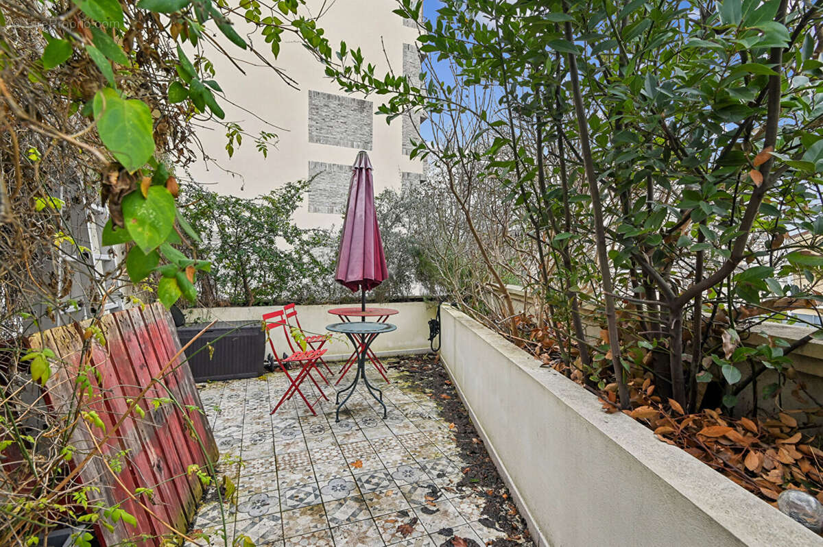 Appartement à NANTERRE