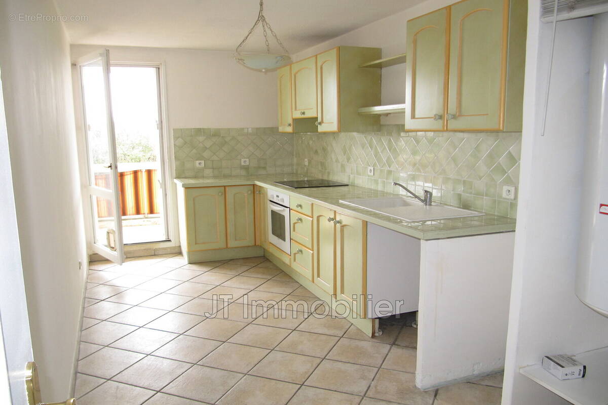Appartement à VILLENEUVE-LOUBET