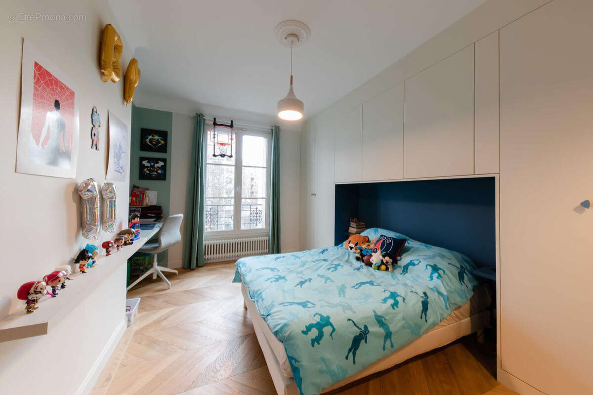 Appartement à PARIS-12E