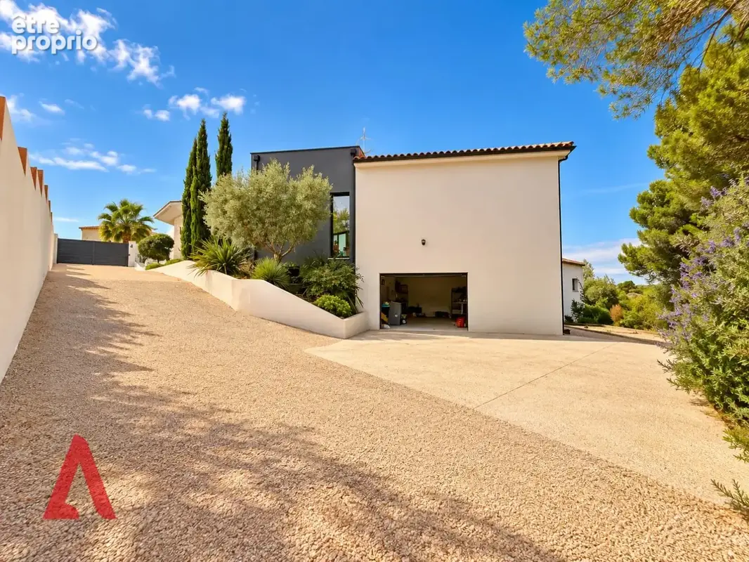 Villa contemporaine d'architecte  206 m²  Terrain 1 157 m² - photo 3