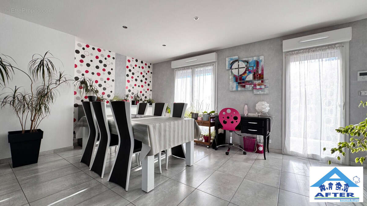 Maison à EINVILLE-AU-JARD