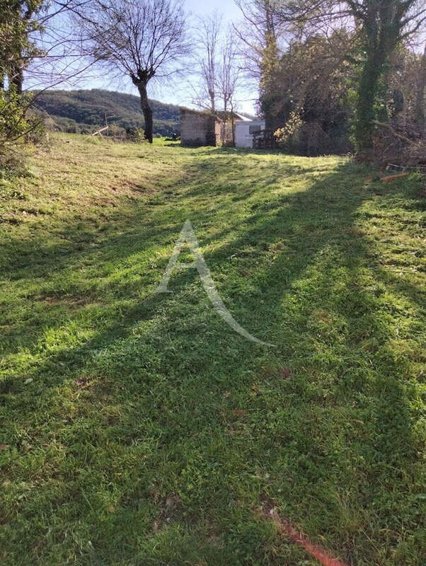 Maison à LA TOUR-SUR-ORB