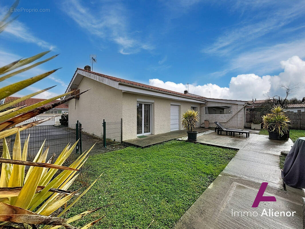 Maison à SAINT-MEDARD-EN-JALLES