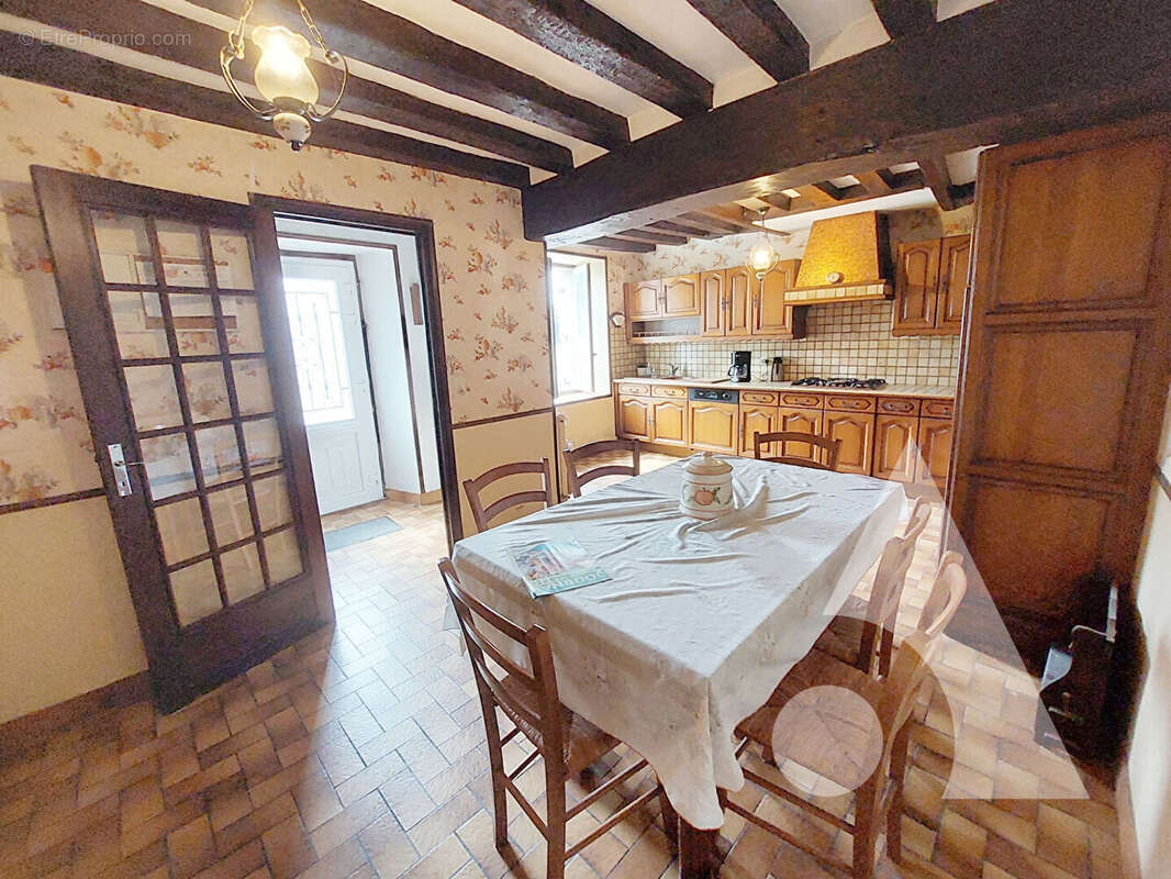 Maison à CREPY-EN-VALOIS