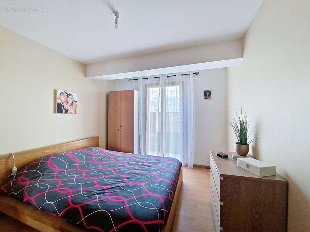 59313750e.jpg - Maison à VILLERS-EN-VEXIN