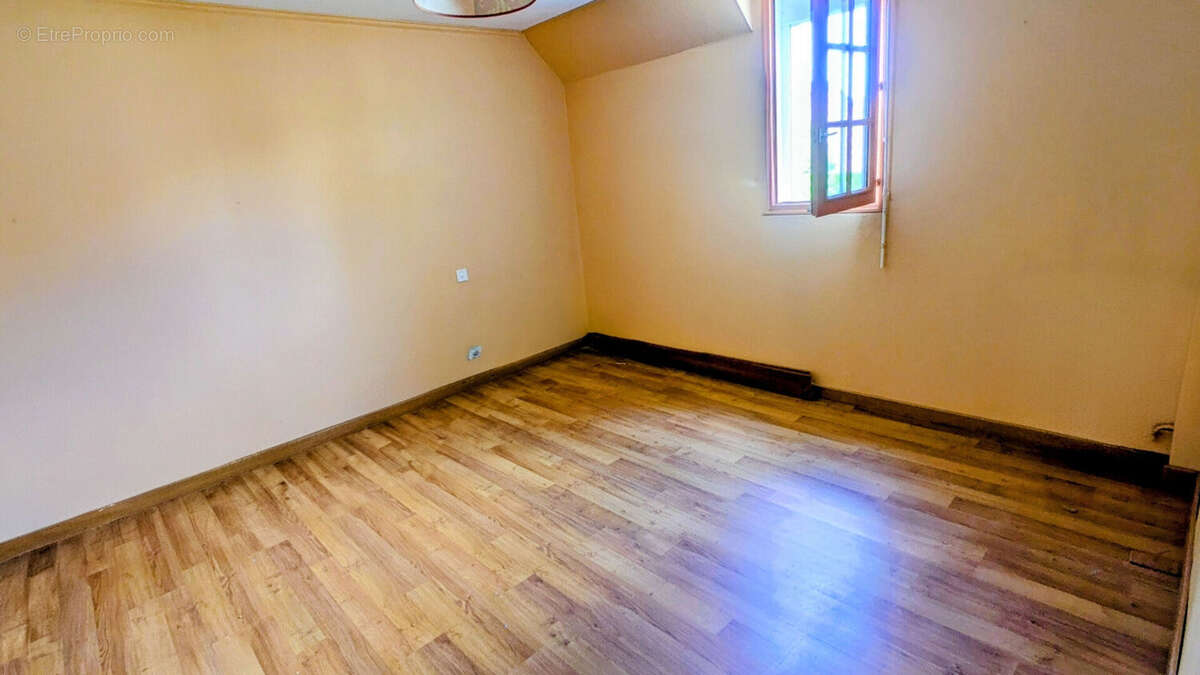 MAISON 4 chambres voire plus avec GRAND GARAGE - photo 11