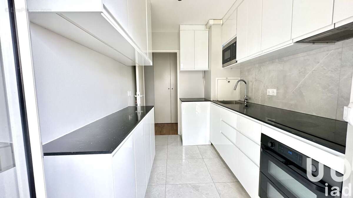 Photo 6 - Appartement à COURBEVOIE