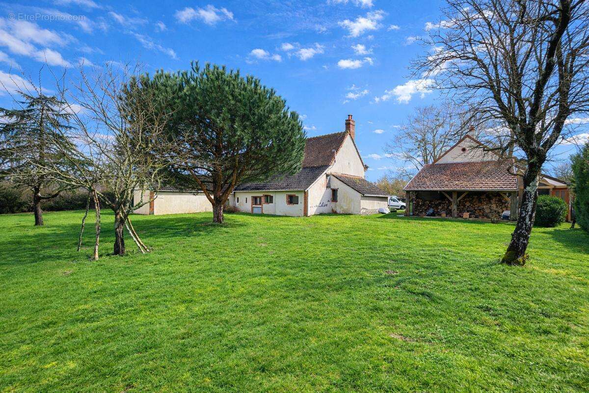 Maison à CHATRES-SUR-CHER