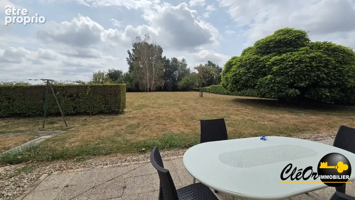 Maison 6 pièces 140 m² à vendre à Charette-Varennes (71270) - photo 9