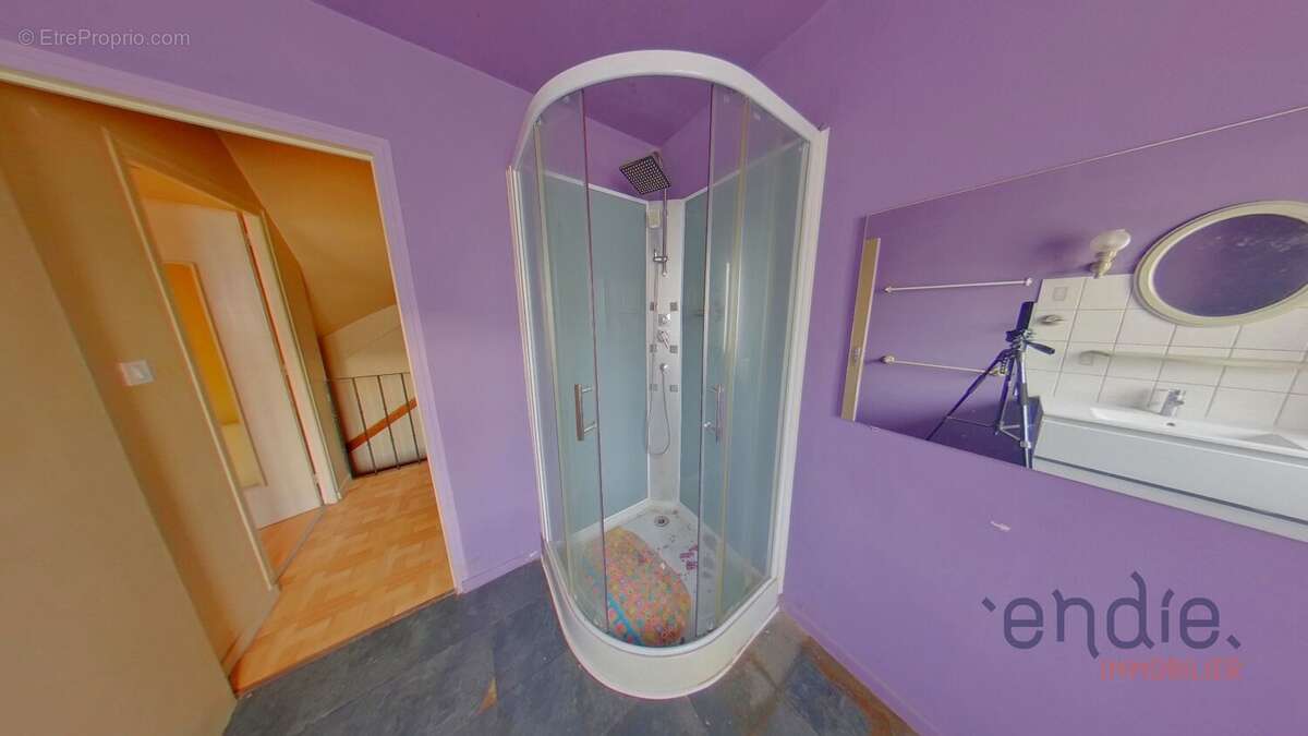 Maison à ARC-LES-GRAY